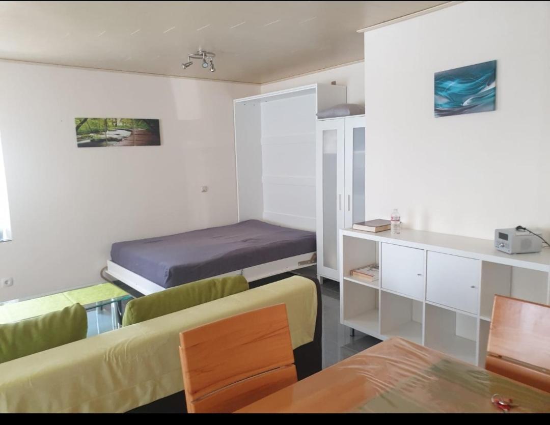 Ferien-Apartment Meter นอยมาเกน-โดรน ภายนอก รูปภาพ